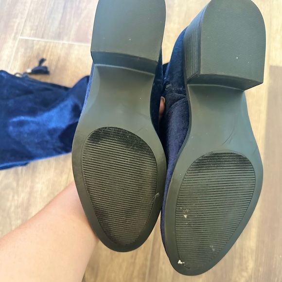 Madden Girl size 7 blue faux suede boots - Picture 3 of 5